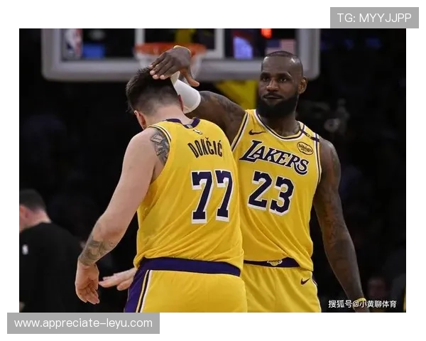 詹姆斯领衔湖人逆转取胜西部格局再生变数东西部豪强竞争白热化 詹姆斯领衔湖人逆转取胜西部格局再生变数东西部豪强竞争白热化