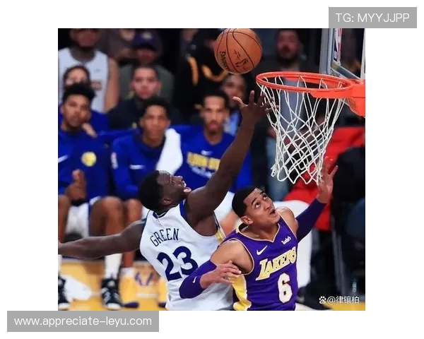 豪门对决再起风云新星闪耀引爆本轮焦点大战全场沸腾球迷热议关注 豪门对决再起风云新星闪耀引爆本轮焦点大战全场沸腾球迷热议关注