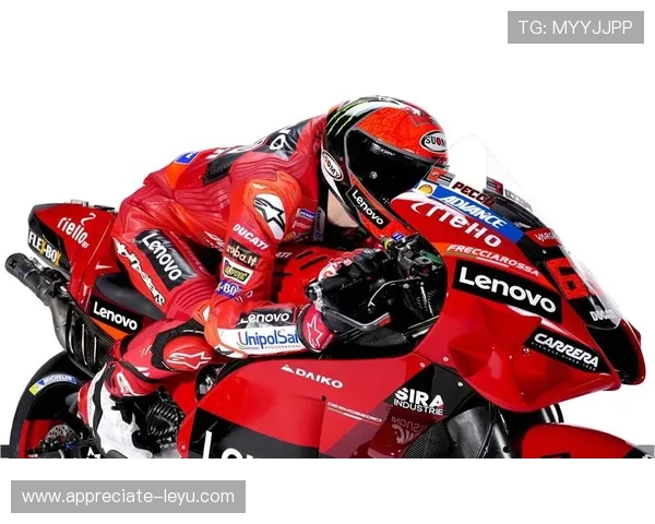 MotoGP赛季最新动态：顶级车手激烈对抗，赛场变局引发关注