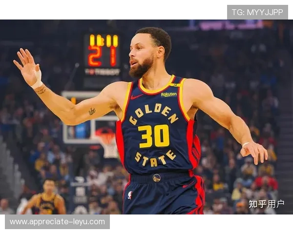 勇士队新赛季展望:库里健康状态关键 策略调整助力争冠目标 勇士队新赛季展望:库里健康状态关键 策略调整助力争冠目标