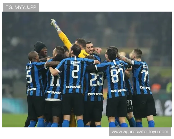 国际米兰在意甲赛季中迎来强势复苏 球员表现亮眼引发球迷热议 国际米兰在意甲赛季中迎来强势复苏 球员表现亮眼引发球迷热议