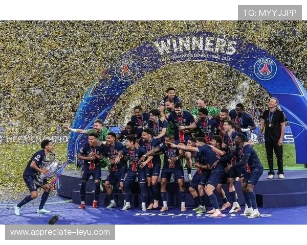 巴黎圣日耳曼新赛季阵容揭晓明星球员回归引发球迷期待